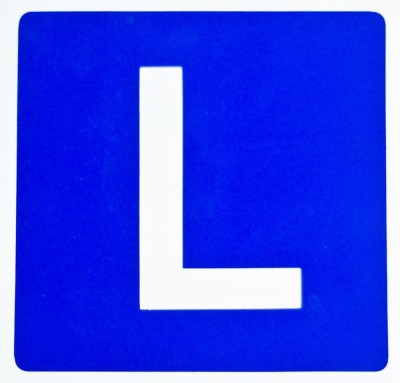 naklejka-magnetyczna-l-15x15-na-folii-odblaskowej.jpg