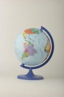 Globus 220 polityczny